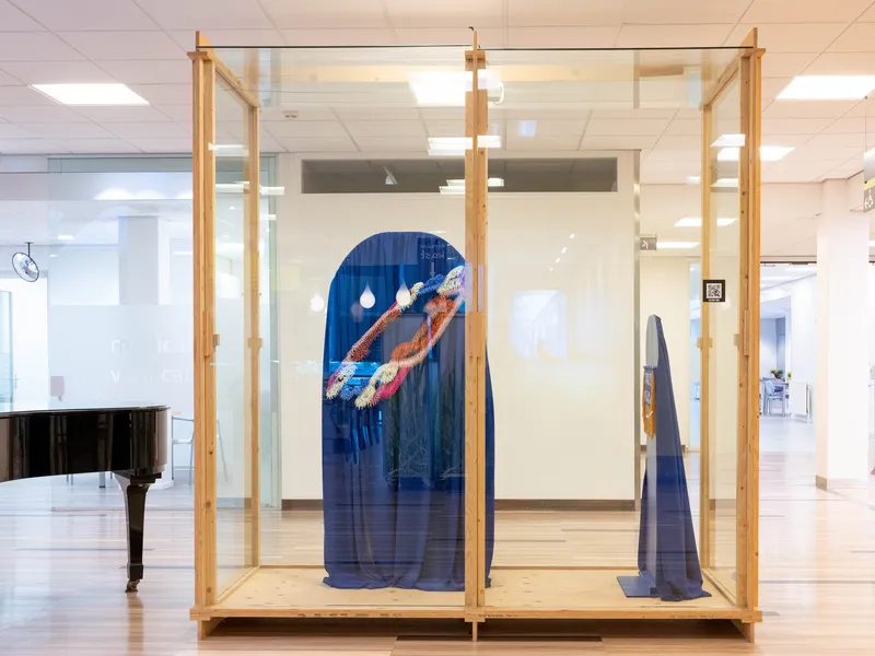 240808 Vitrines Larissa Schepers-6199.jpg